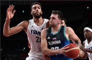 2020奥运会男篮半决赛法国队vs斯洛文尼亚录像视频回放 法国队90-89斯洛文尼亚进决赛